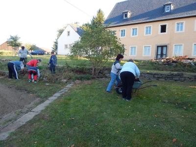 Foto des Albums: Schulgarteneinsatz