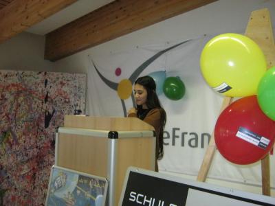 B&uuml;sra Karamuk berichtet, wie das Projekt entstand. 