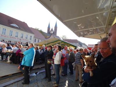 Foto des Albums: Ein Wochenende Stimmung pur - zum Stadtfest 2015! (04.10.2015)