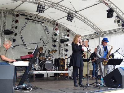 Foto des Albums: Ein Wochenende Stimmung pur - zum Stadtfest 2015! (04.10.2015)