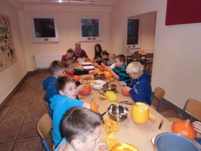 Foto des Albums: Herbstfest 2015  1. Block