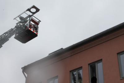 Menschenrettung aus Dachgeschoss mit DLAK 23-12 
