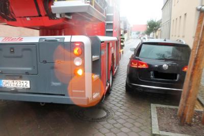 Einfahrt Fischerstra&szlig;e eine enge Kiste 