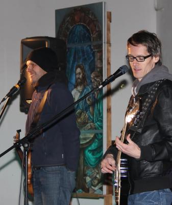 Foto des Albums: Jugendkonzert-Band aus Dresden in der evang. Kirche Elster (28. 11. 2014)