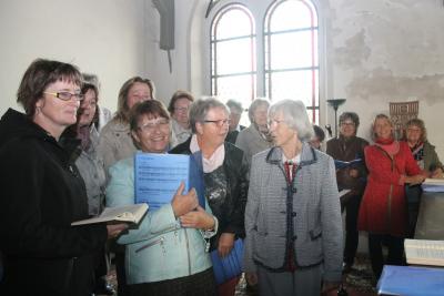 Foto des Albums: Erntedankfest in der evang. Kirche Elster (06. 10. 2015)