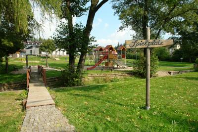 Parkanlagen mit Kinderspielplatz 