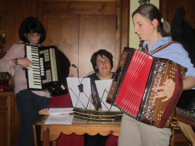 Foto des Albums: SHG Adventsfeier 2015