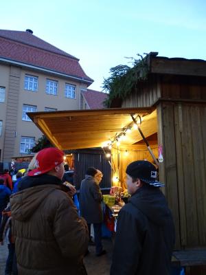 Foto des Albums: Weihnachtsmarkt an der Goethe-Grundschule (09.12.2015)