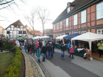 Foto des Albums: Adventssingen in der Kirche Crivitz & Adventsmarkt