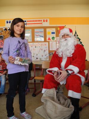 Foto des Albums: Besuch des Weihnachtsmanns in der Klasse 1b