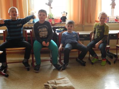 Foto des Albums: Besuch des Weihnachtsmanns in der Klasse 1b