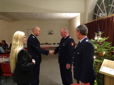Foto des Albums: Auszeichnung für treue Dienste der Kameraden der Freiwilligen Feuerwehr Kyritz (11.12.2015)