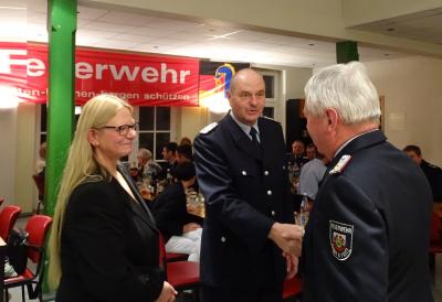 Foto des Albums: Auszeichnung für treue Dienste der Kameraden der Freiwilligen Feuerwehr Kyritz (11.12.2015)