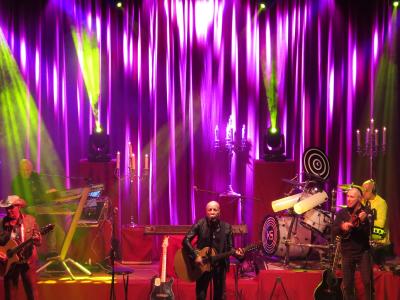 Foto des Albums: "Das Weihnachtskonzert der Rockmusik" mit Dirk Michaelis und CITY
