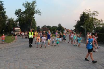 Foto des Albums: Kinder- und Heimatfest Mühlberg, Fackelumzug