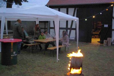 Stimmungsvolle Schwedenfackeln  (Bild vergr&ouml;&szlig;ern)