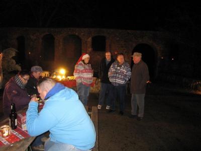 Foto des Albums: Adventsmarkt im Burghof (04.12.2015)