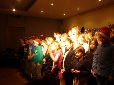 Foto des Albums: Weihnachtsrevue 2015 (23. 12. 2015)