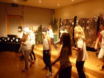 Foto des Albums: Weihnachtsrevue 2015 (23. 12. 2015)