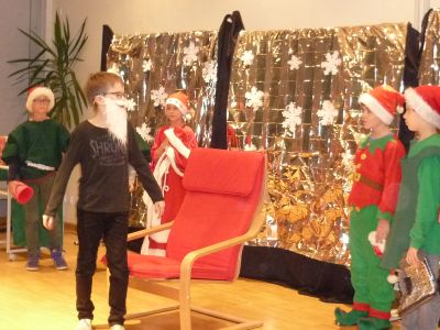 Foto des Albums: Weihnachtsrevue 2015 (23. 12. 2015)