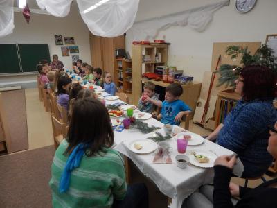 Foto des Albums: Weihnachtsfrühstück der einzelnen Klassen