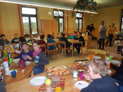 Foto des Albums: Weihnachtsfrühstück der einzelnen Klassen