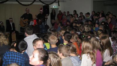 Foto des Albums: Weihnachtssingen 22.12.2015
