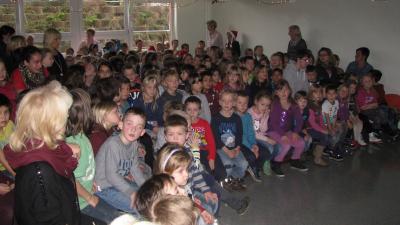 Foto des Albums: Weihnachtssingen 22.12.2015
