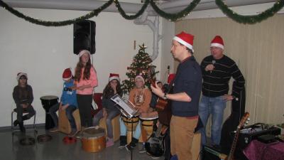Foto des Albums: Weihnachtssingen 22.12.2015
