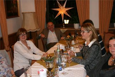 Foto des Albums: Weihnachtsfeier der Tanzkreise 2015
