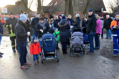 Foto des Albums: Weihnachtsbaum-Verbrennfest der JF Seester (09.01.2016)