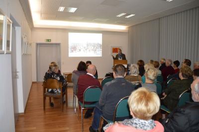 Foto des Albums: Vortragsveranstaltung mit Torsten Foelsch: "Prignitzer Gutshäuser und das Schicksal ihrer Ausstattung im Lauf der Jahrhunderte", Teil II