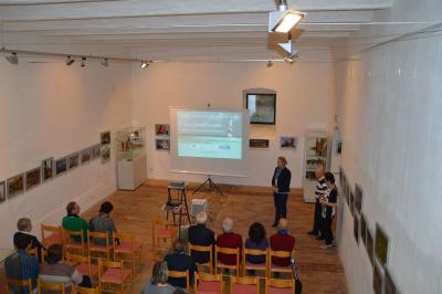 Foto des Albums: Ausstellungseröffnung "Asien-Menschen, Tempel und Kulturen" und DIA-Multivisionsshow "Mit der Transsib von Moskau bis Peking"