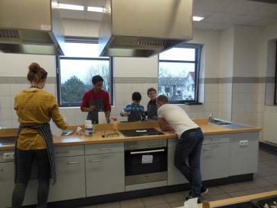 Foto des Albums: Weihnachtsbacken der AG "Willkommen in Elmshorn"