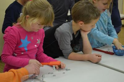 Foto des Albums: Experimententag mit Eltern