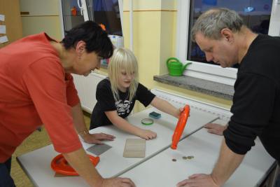 Foto des Albums: Experimententag mit Eltern