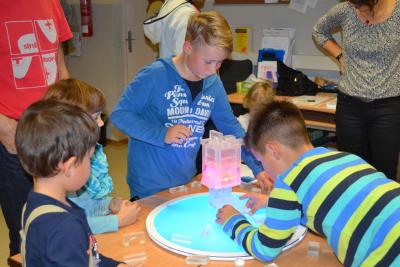 Foto des Albums: Experimententag mit Eltern