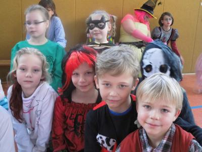 Foto des Albums: Fasching in unserer Schule