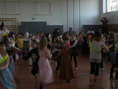 Foto des Albums: Fasching in unserer Schule
