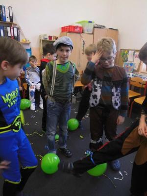 Foto des Albums: Fasching in unserer Schule