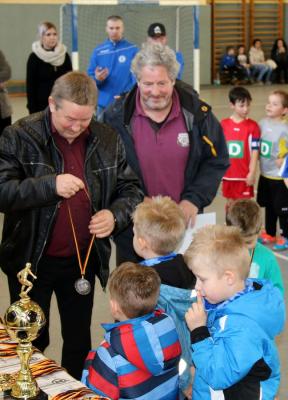 Foto des Albums: Hallenturnier um den Pokal des Bürgermeisters in Siersleben!