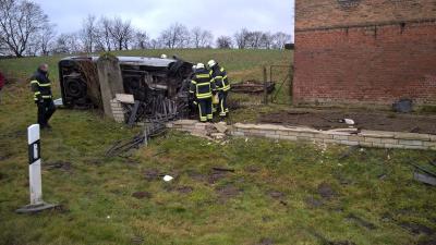 Einsatzkr&auml;fte bei der Sicherung 