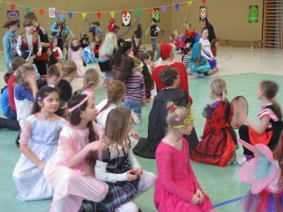 Foto des Albums: Faschingsparty 15.02.2016