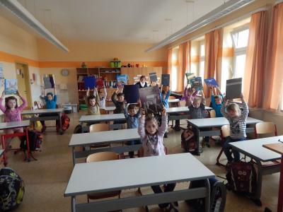 Foto des Albums: Zeugnisausgabe in der Klasse 1b
