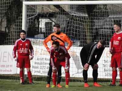 Foto des Albums: FC Kremmen II - Häsener SV
