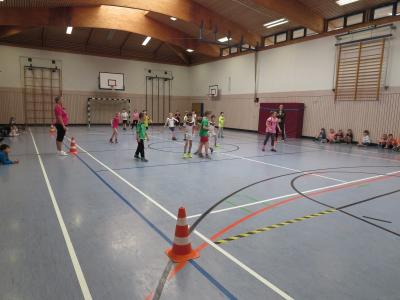 Foto des Albums: Zweifelderballturnier Klasse 3 bis 6