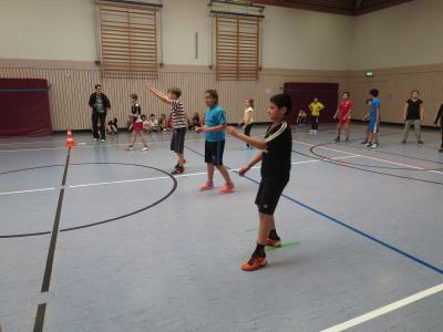 Foto des Albums: Zweifelderballturnier Klasse 3 bis 6