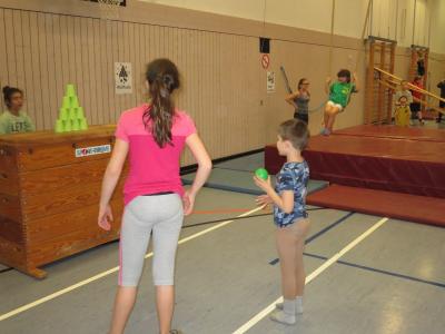Foto des Albums: Nonsensolympiade Klasse 1 und 2