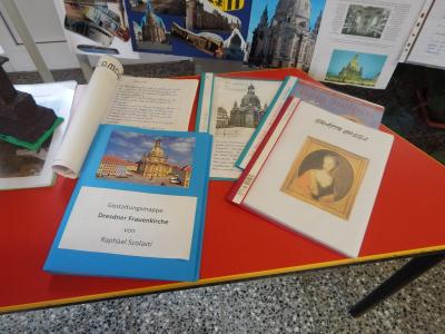 Foto des Albums: Gestaltungstag Klasse 4 zum Thema Sachsen