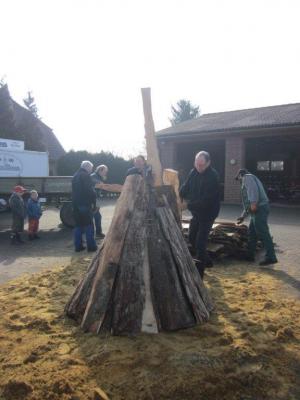 Foto des Albums: Osterfeuer der FF Bippen 2016